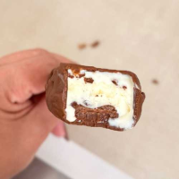 imagem de Picolé trufado ninho com Nutella .