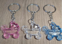 imagem de Chaveiro carrinho de bebê - acrílico transparente - branco
