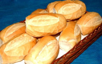 imagem de 10 Pães de Sal +1  Pote de Manteiga Itaoca 200 gr